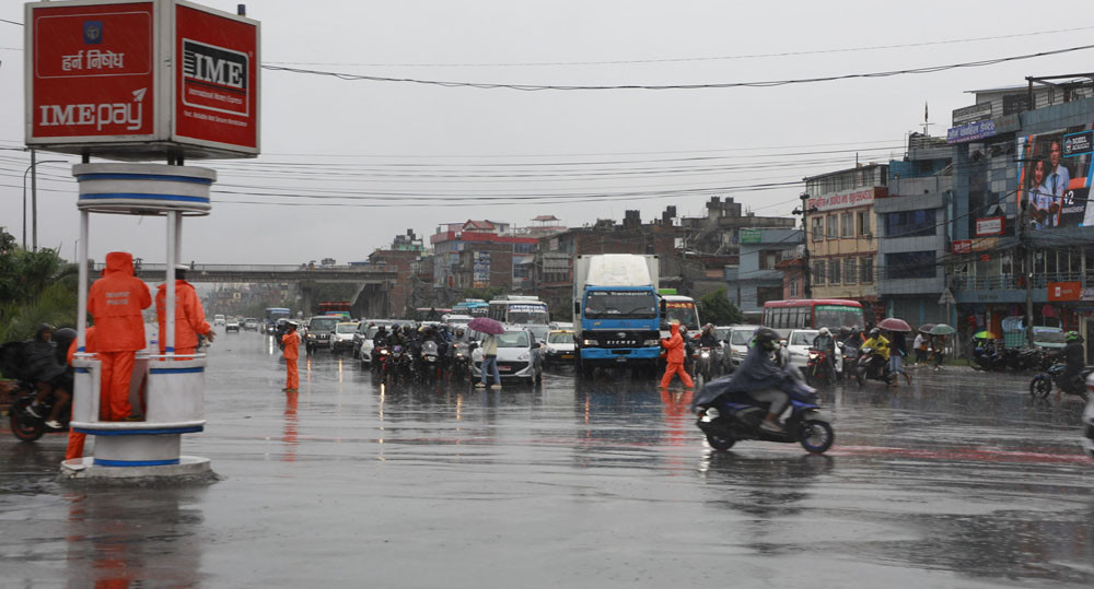 ट्राफिक कारबाहीमा चार लाख ९१ हजार राजस्व सङ्कलन