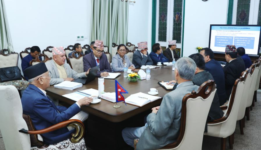 योजना बनाउँदा गरिबी निवारणलाई प्राथमिकता दिन प्रधानमन्त्रीको निर्देशन