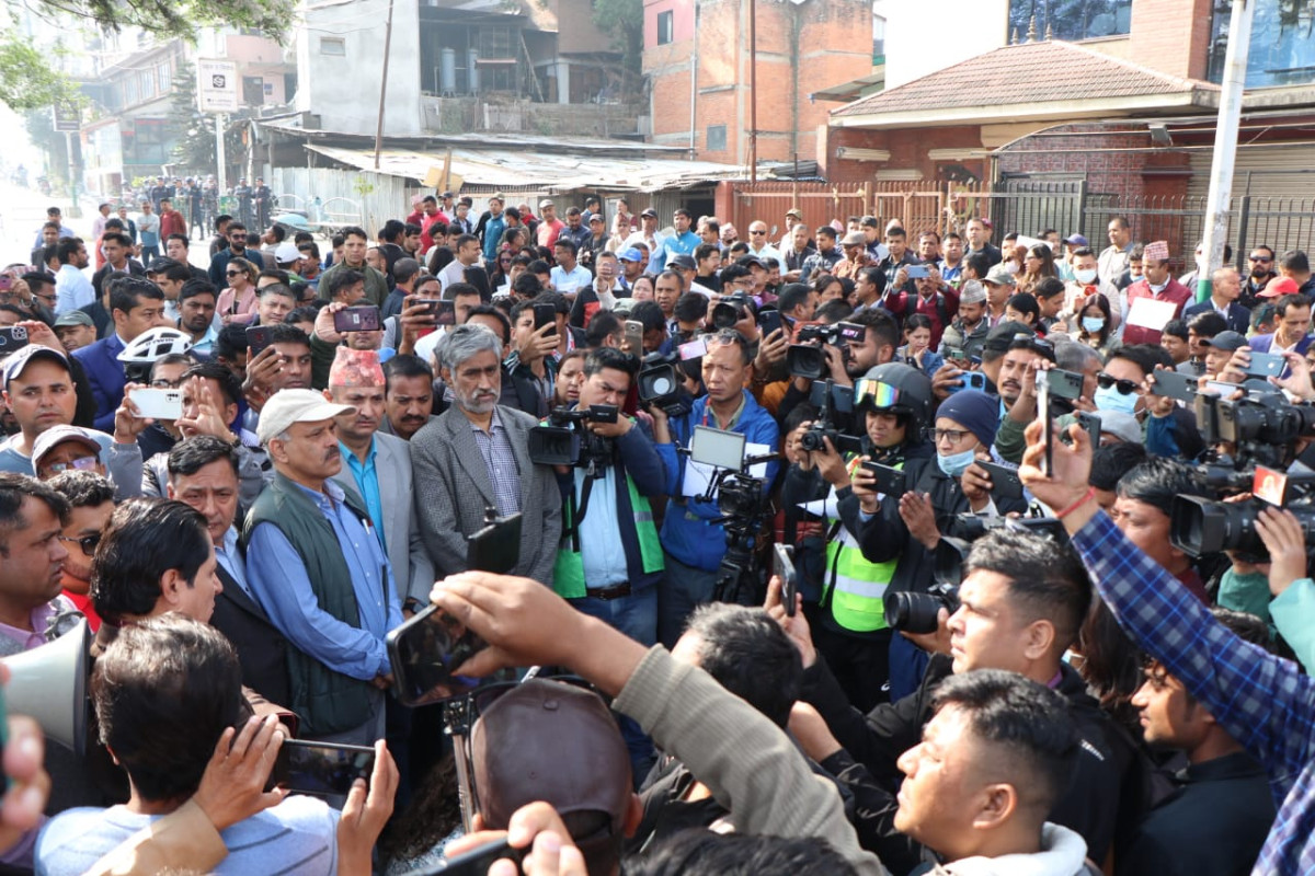 पत्रकार रजकप्रति श्रद्धाञ्जली, महासंघ विरोधमा