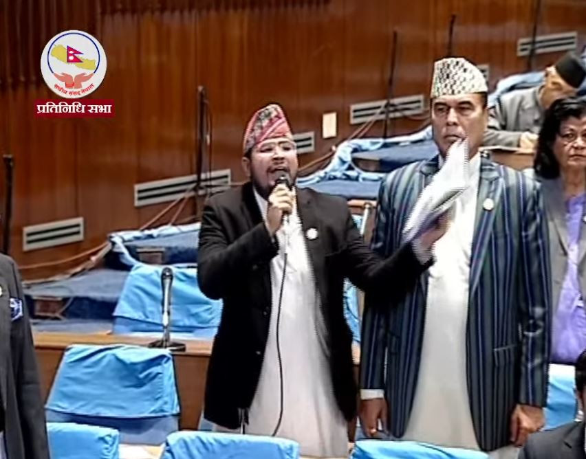 ज्ञानेन्द्र शाहीको व्यंग्य‘भ्रष्टाचार गर्न नपाए ओलीको क्याबिनेटमा जानू !’