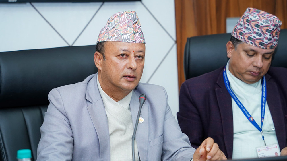 जनतालाई शेयर दिएर तमोर जलाशययुक्त आयोजना अघि बढाउँछौः मन्त्री खड्का