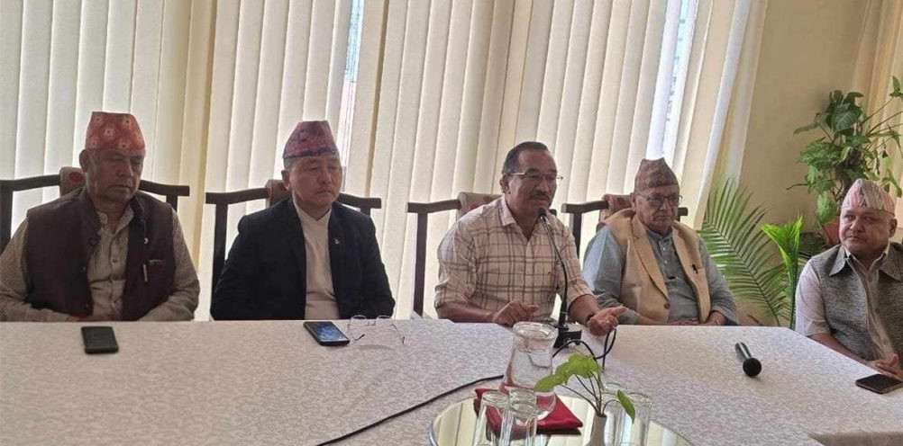 कमल थापाले भने : ' हृदयेन्द्रलाई राजा बनाउन सकिन्छ'
