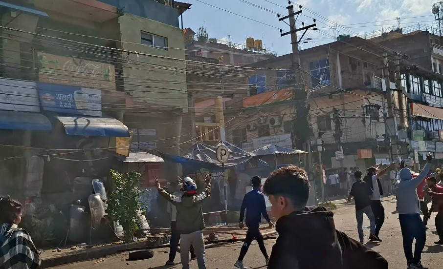 सिमरामा फेरि कर्फ्यू