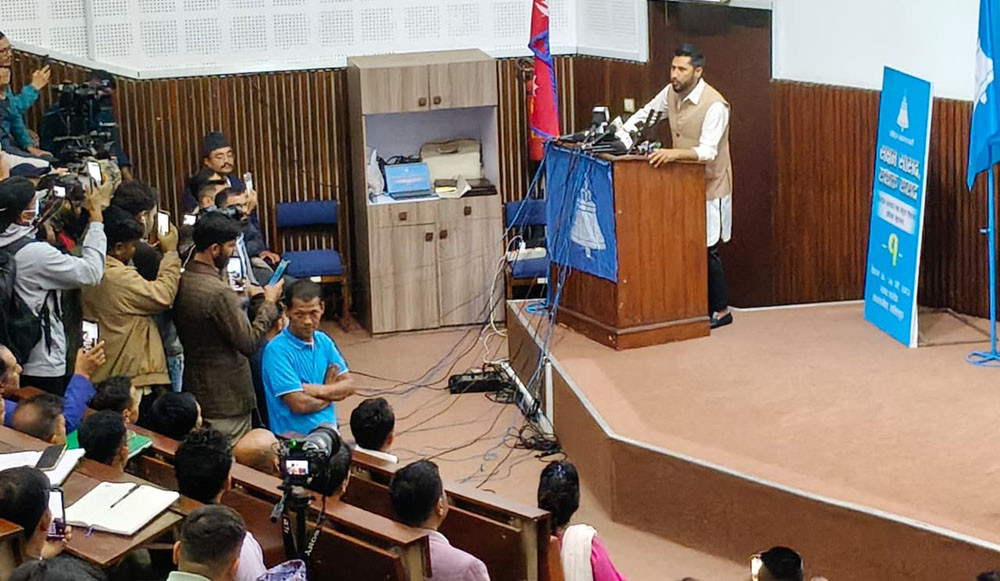 सपना मल्ललाई रविको जवाफः  ‘परम्परा त्यहीँ हुन्थ्यो भने भागबन्डा चल्थ्यो’